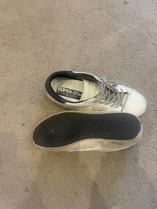 Golden goose 42 eu,replika (3 foto / 3)