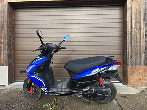 Intermoto A9 скутер (4 фото из 7)