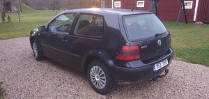 Volkswagen Golf 1.8 92kW (5 foto / 15)