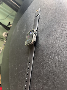 Apple Watch Series 7 41mm koos kaitseklaasiga (2 foto / 3)