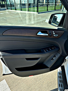 Mercedes-Benz GLE 350 4MATIC ( RENT VÕI RENT OSTUÕIGUSEGA ) (10 foto / 10)