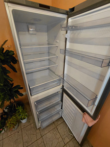Холодильник Beko (2 фото из 4)