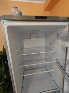 Холодильник Beko (3 фото из 4)