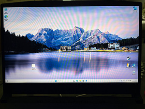 MSI Katana GF66 11UC (RTX 3050 / 512GB SSD) (2 foto / 3)
