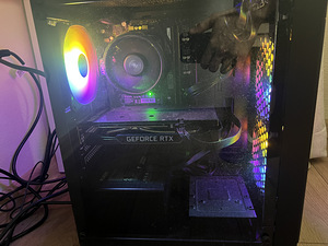 Gaming PC + 144Hz Monitor (4 foto / 5)