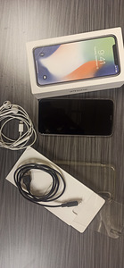 iPhone X 64GB.Heas seissukorras. (2 foto / 5)