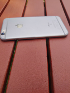 iPhone 6s 16gb (2 foto / 8)