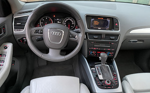 AUDI Q5 3.0 176 kW diesel (9 foto / 14)