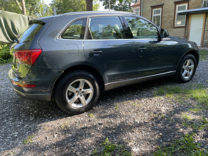 AUDI Q5 3.0 176 kW diesel (6 foto / 14)