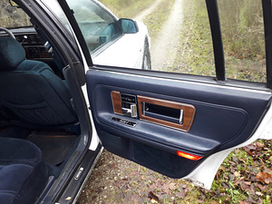 Lincoln Continental 1988a (2 foto / 11)