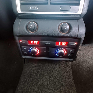 Audi Q7 4.2tdi (8 фото из 10)
