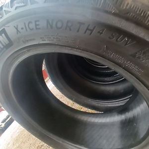 255 50 20 Michelin X.Ice North 4 (2 foto / 4)