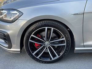 Volkswagen Golf GTD (11 foto / 15)