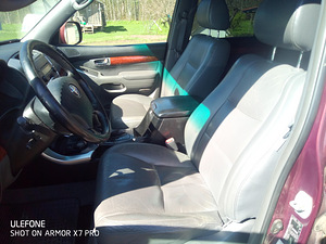 Toyota land cruiser 3,0 122kw (9 foto / 9)
