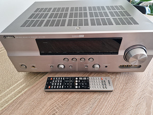 YAMAHA RX-V765 (1 foto / 3)