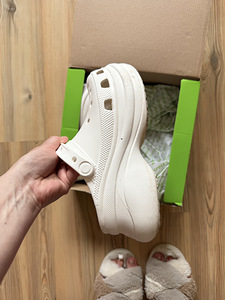 Crocs (3 фото из 8)