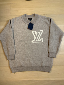 Louis Vuitton Sweather (1 foto / 6)