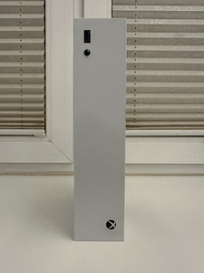 Xbox series s (2 foto / 8)