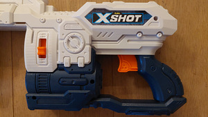 Nerf mängurelv Zuru X-Shot pöörleva trummeliga,kaasa 80 kuul (8 foto / 8)