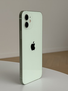 iPhone 12 — 256GB — Зелёный (2 фото из 10)