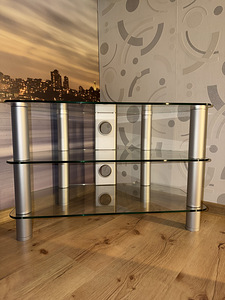 Nurgadiivanilaud, klaas + metall, 3 riiulit (1 foto / 3)