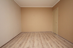 Silts dzīvoklis Ķengaragā ar ērtu plānojumu (3 foto no 15)