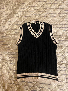 Kootud vest (1 foto / 2)