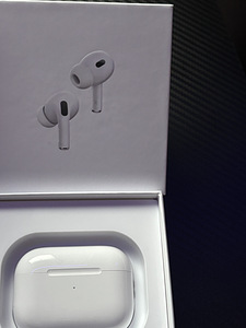 Продаются AirPods Pro 2 (6 фото из 6)