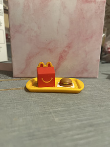 McDonaldsi kollektsioon (4 foto / 6)