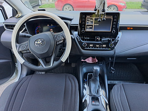 TOYOTA COROLLA (7 foto / 7)