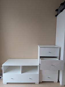Valge TV-alus sahtlitega (laius 100 cm) heas korras! (3 foto / 3)