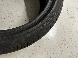 245/40R19 Pirelli Cinturato P7 2tk (3 foto / 4)