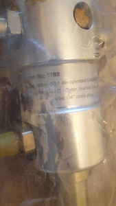 UUS Pneumaatiline määrdepump 180-200 kg vaatidele, 1789 apac (5 foto / 5)