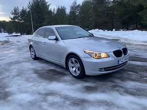 BMW 525d facelift sedan (2 foto / 6)