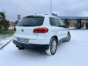 Volkswagen Tiguan Highline (4 foto / 15)