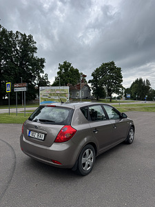 Kia ceed 1.4 80kw (3 foto / 8)