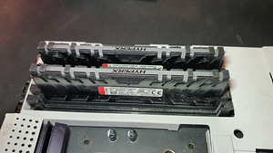 I9 9900KF DDR4 16Gb 3800mhz Z390 Wifi (3 foto / 4)