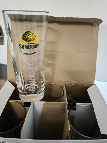 Новые бокалы Somersby.