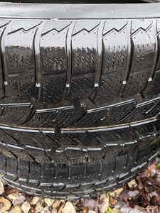 Lamellrehvid Powertrack Snowtour 275/60R20 (2 foto / 3)