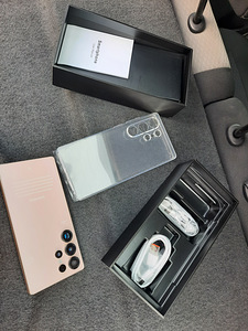Nutitelefon uus (1 foto / 6)