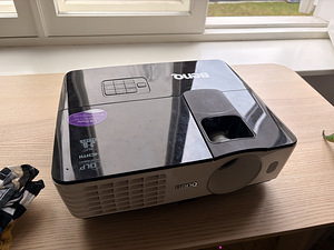 BenQ MX660P Projector (HDMI, DLP) — Low lamp hours (1 foto / 2)