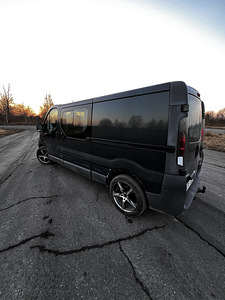 Opel Vivaro 2.5 tdci (6 foto / 14)