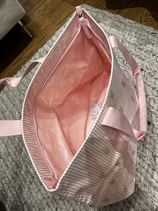 Kott Victoria’s Secret (1 foto / 6)
