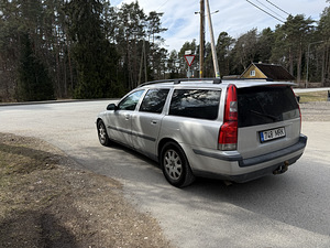 Volvo v70 2002a 120kw (4 foto / 7)