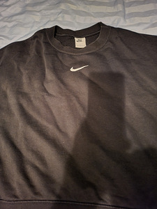 Naiste pusa Nike, XL (3 foto / 3)
