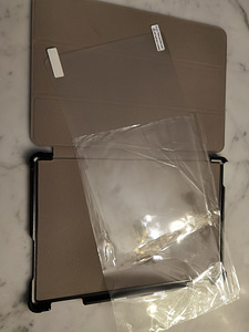 Uus Huawei MediaPad M5 case tagakaan ja kaitsekilet (2 foto / 2)