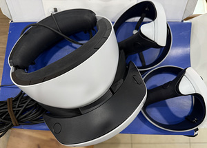 Продается VR 2 PlayStation+ Игра (3 фото из 5)