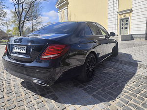 Mercedes Benz (4 foto / 11)