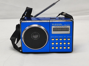 FM, USB, BLUETOOTH. (3 фото из 8)