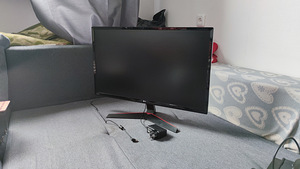 LG 27MP59G 27" LED IPS monitor (1 foto / 2)